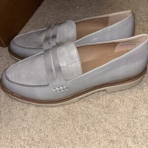 Journee women's Dove Gray Croc loafers Lug Sole size 12. New No Box